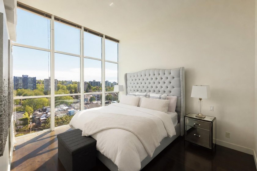 Hennessy House, a truly exceptional penthouse residence in the - photo 14
