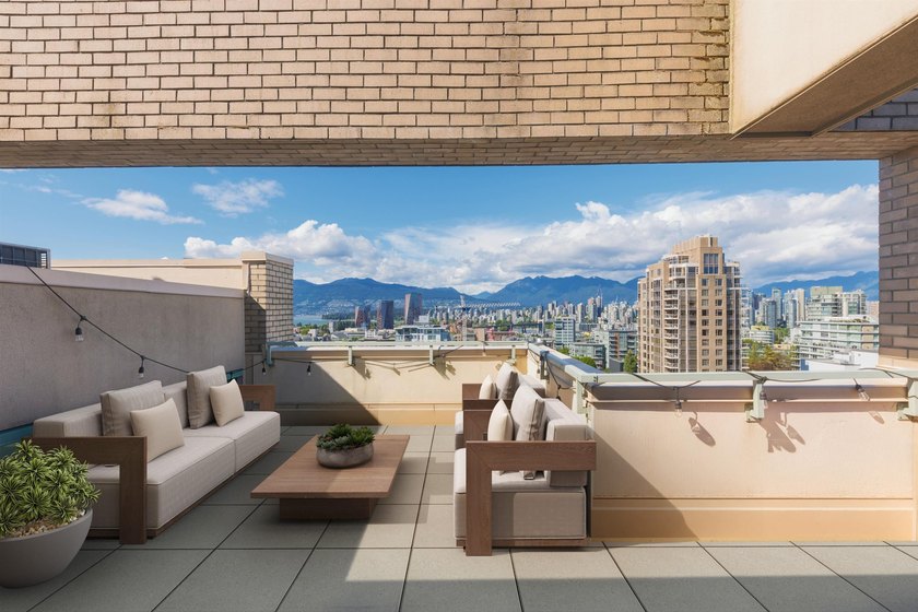 Hennessy House, a truly exceptional penthouse residence in the - photo 25