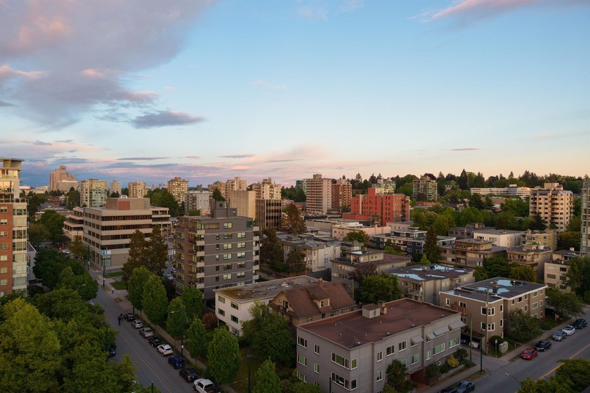 Hennessy House, a truly exceptional penthouse residence in the - photo 40