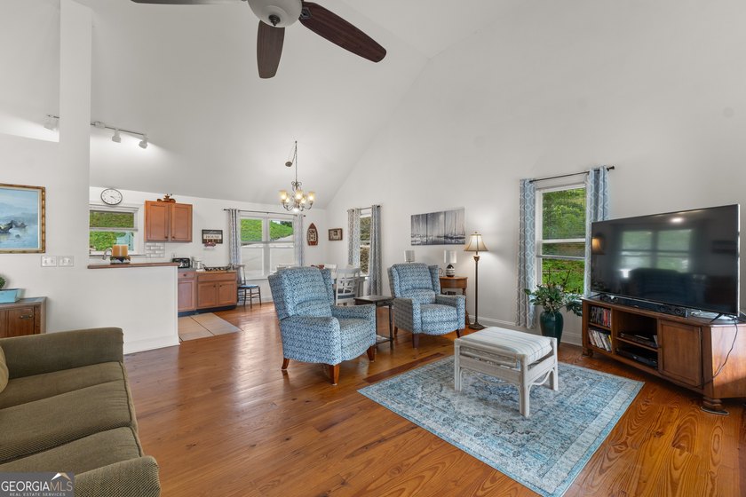 Experience the best of Lake Wedowee living with this stunning - photo 15