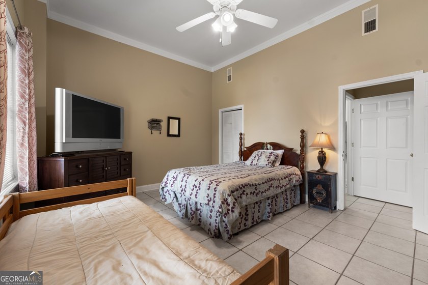 Experience the best of Lake Wedowee living with this stunning - photo 30