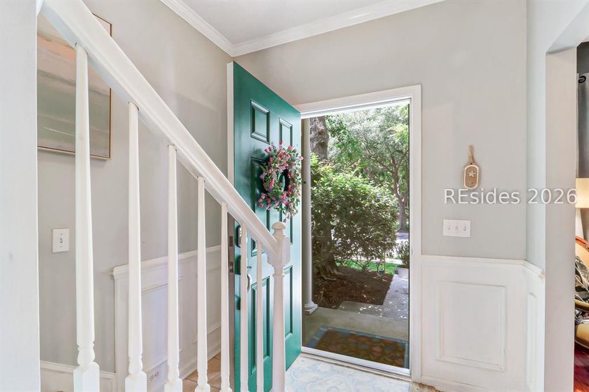 Charming and ideally located in the heart of Westbury Park, this - photo 35