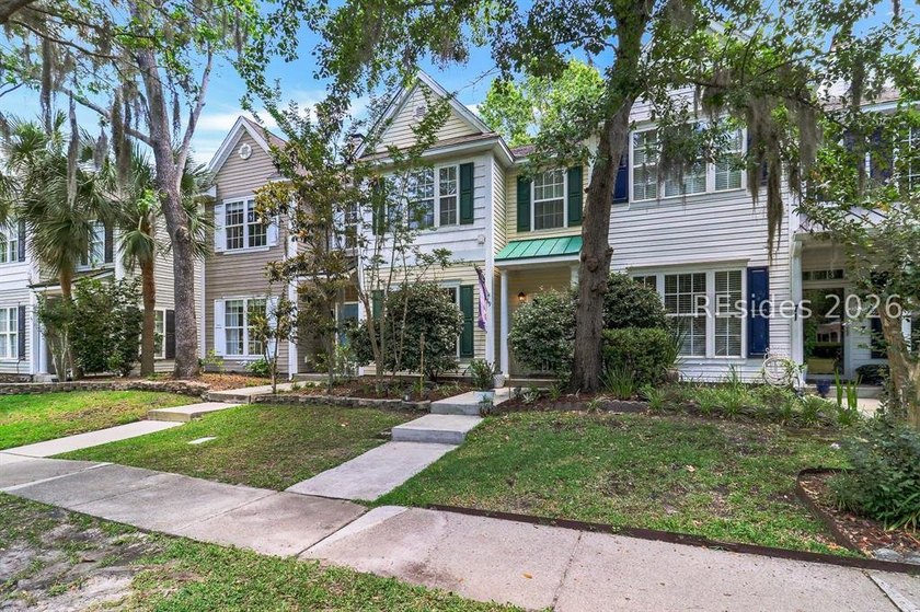 Charming and ideally located in the heart of Westbury Park, this - photo 37