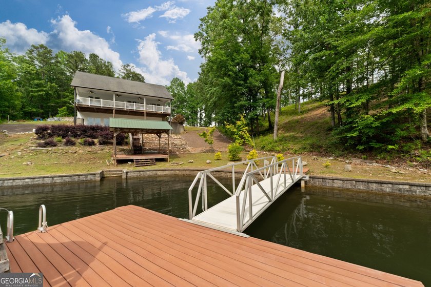 Experience the best of Lake Wedowee living with this stunning - photo 39