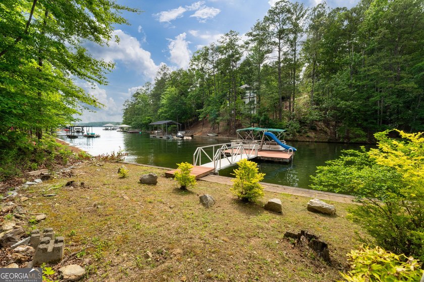 Experience the best of Lake Wedowee living with this stunning - photo 40