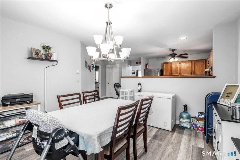 Welcome to this well-maintained and move-in ready condominium - photo 6