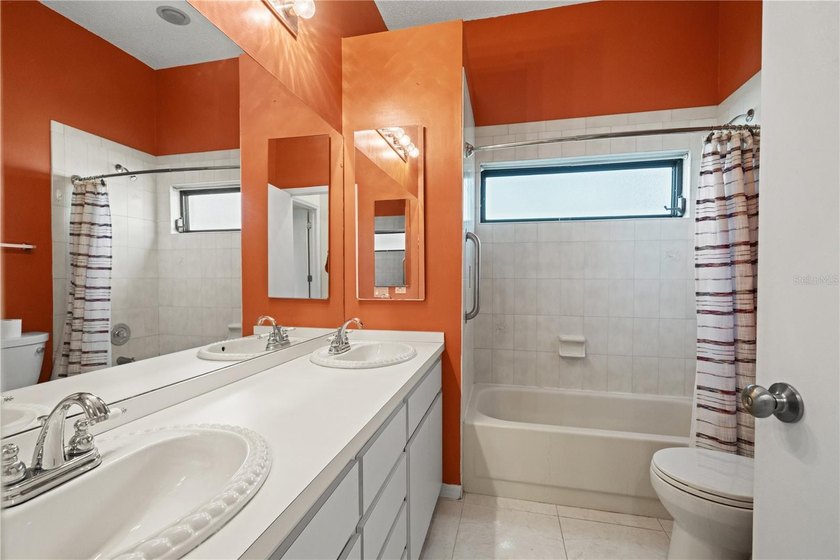 Virtually Staged. An exceptional opportunity with unlimited - photo 31