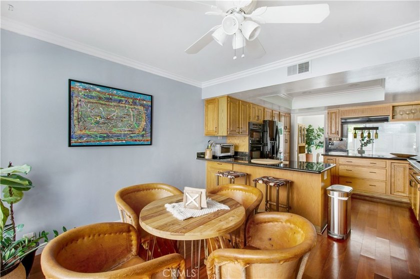 CONTACT LISTING AGENT DIANA! **HIGHLY DESIRABLE *BEACHWALK* - photo 10