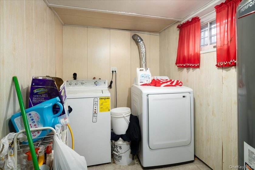 Nestled in a quiet, R2-A zoned pocket of Flushing, this - photo 15