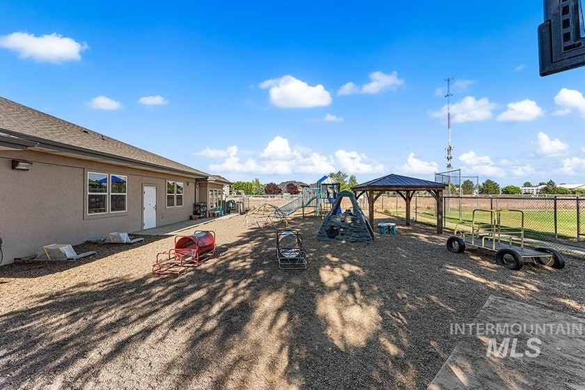 Single-tenant net leased childcare investment occupied by - photo 3