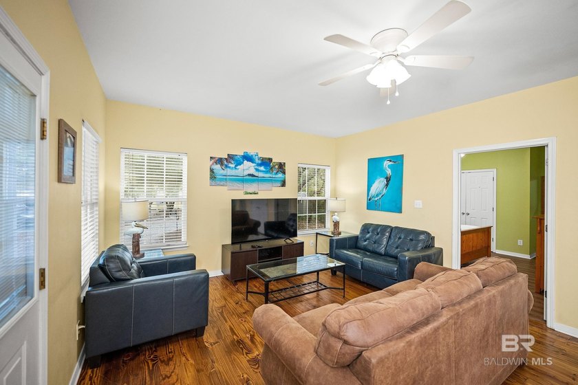 This beautifully maintained 3-bedroom, 2-bath cottage offers the - photo 5