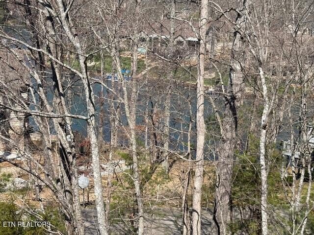 Lovely custom built 4 bedroom/3 bath home on a quiet Cul-de-sac - photo 45