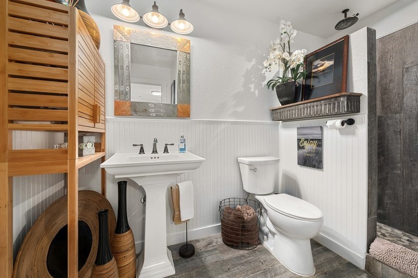 Welcome to your serene coastal retreat! This beautifully updated - photo 19