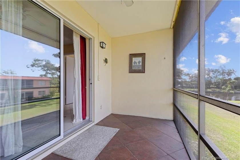 Peaceful &amp; relaxing Golf &amp; Water views from this 2nd floor - photo 22
