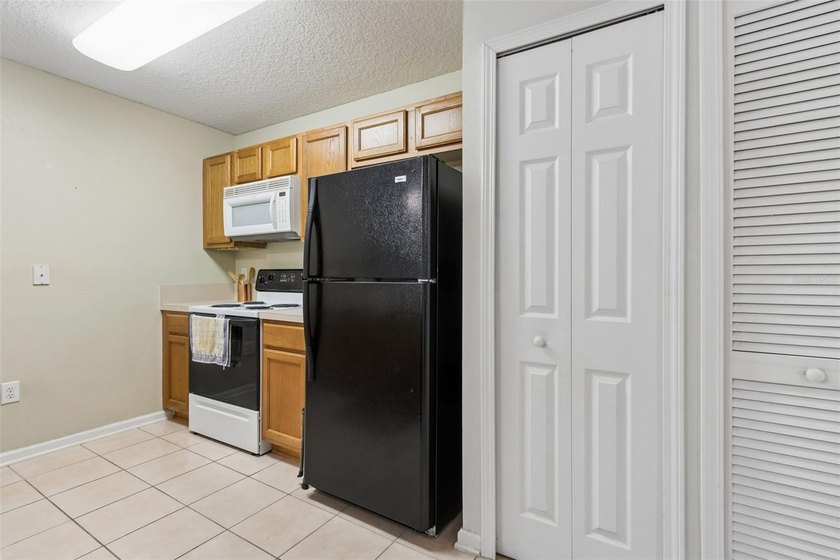 Under contract-accepting backup offers. One of the best - photo 14