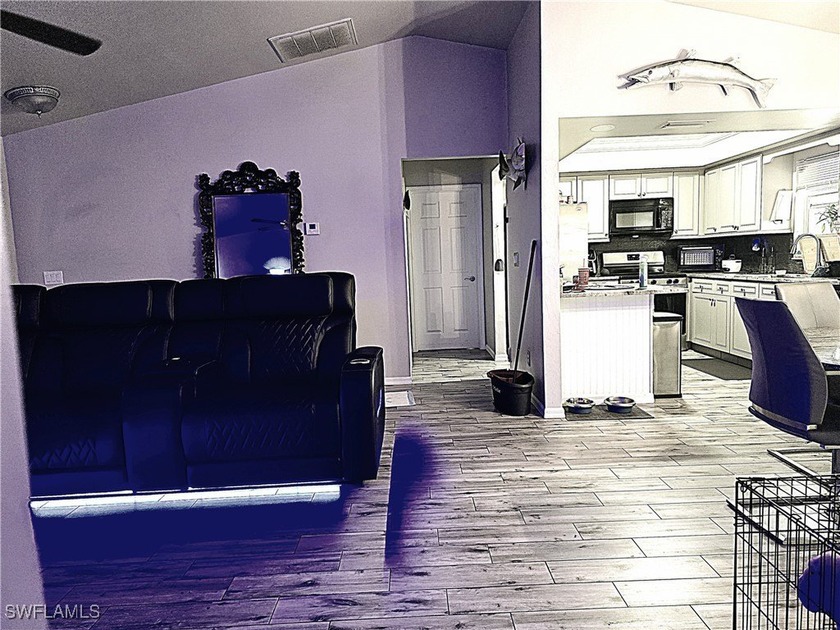 Welcome Home | Bienvenido a Su Casa ? NO FLOOD INSURANCE - photo 3