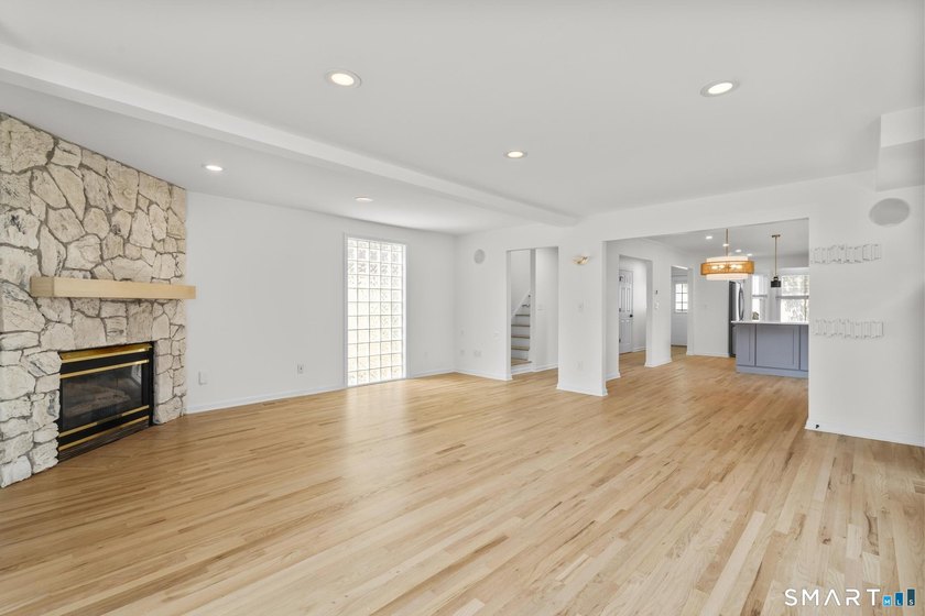 Location, Location, Location! This stunningly remodeled - photo 9