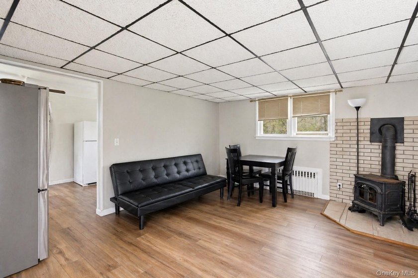 Welcome to this well maintained ranch style home located at 162 - photo 3