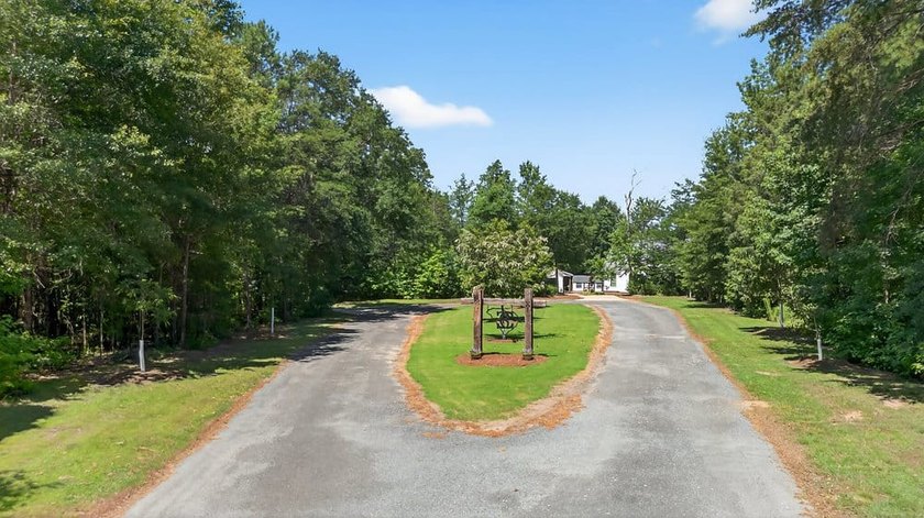 3 CREEKS RETREAT - Totally secluded 'in town' Sportsman's - photo 46
