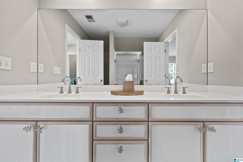 WOW factor! Instantly notice soaring ceilings, panorama views of - photo 49