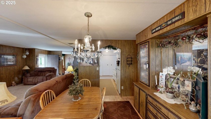 Ocean views, peaceful surroundings, and incredible versatility - photo 11