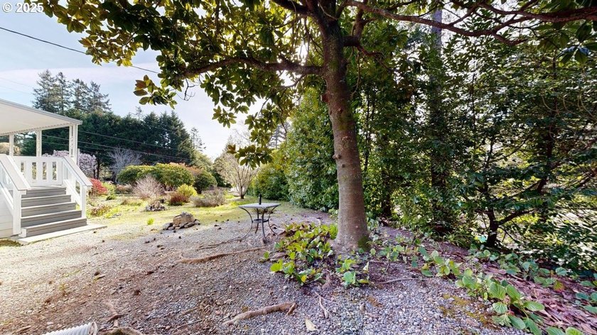 Ocean views, peaceful surroundings, and incredible versatility - photo 25