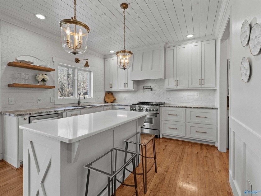 Luxury Waterfront Living! Experience the pinnacle of lakefront - photo 15