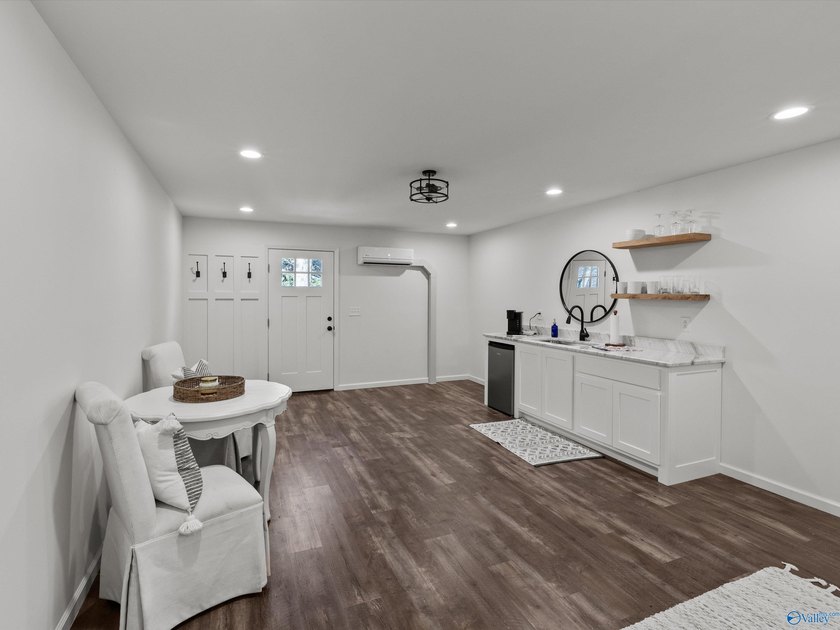 Luxury Waterfront Living! Experience the pinnacle of lakefront - photo 34
