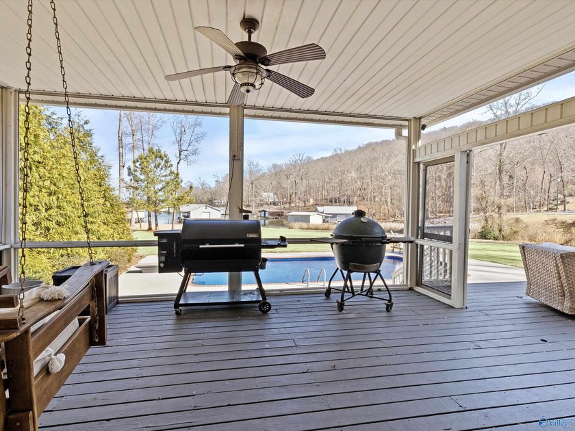 Luxury Waterfront Living! Experience the pinnacle of lakefront - photo 37