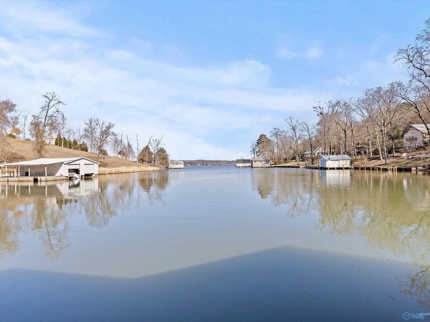 Luxury Waterfront Living! Experience the pinnacle of lakefront - photo 43