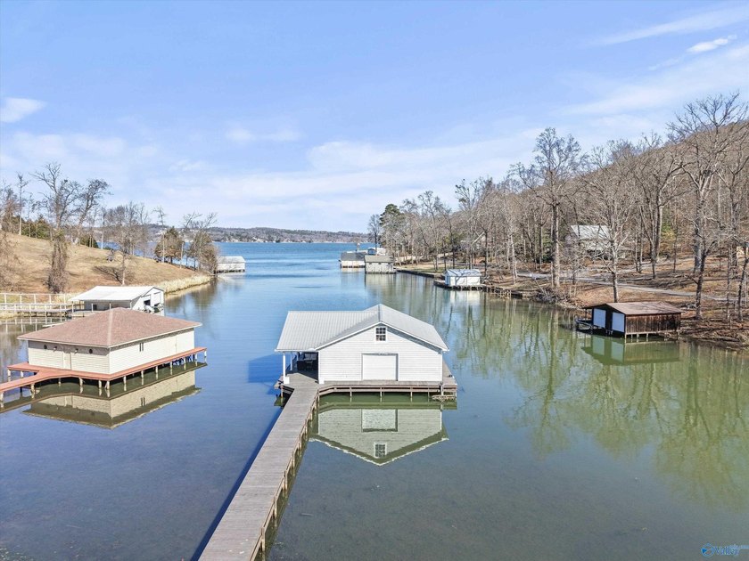 Luxury Waterfront Living! Experience the pinnacle of lakefront - photo 47