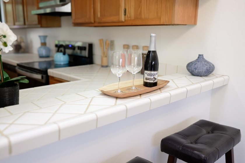 Enjoy the convenient lifestyle of the Hidden Oaks community - photo 20