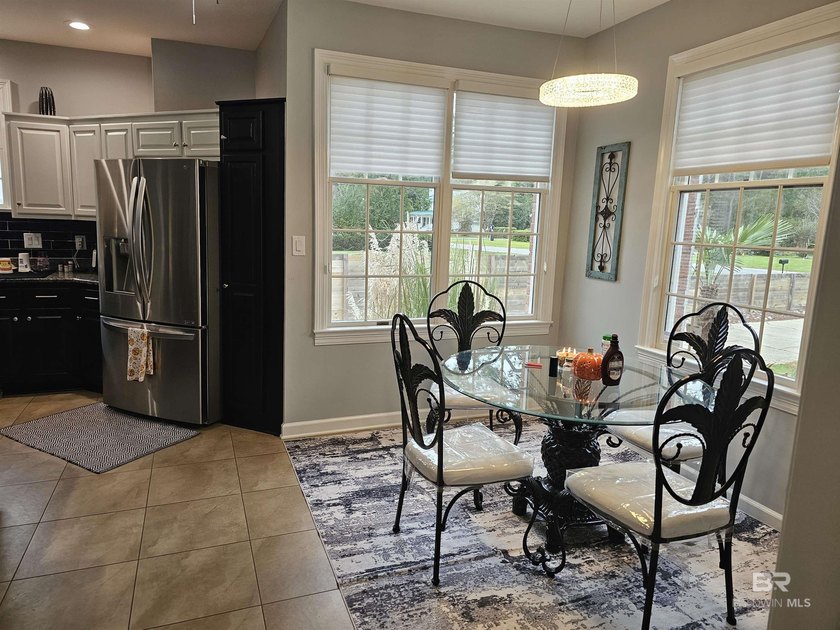 Beautiful 2 Story Home located in Heart of Gulf Shores on the - photo 23