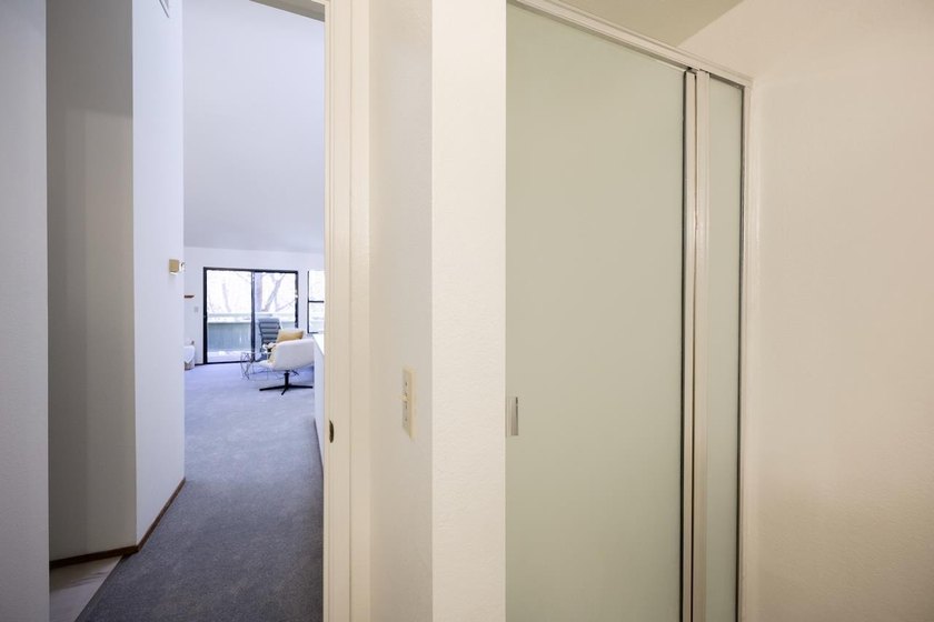 Enjoy the convenient lifestyle of the Hidden Oaks community - photo 32