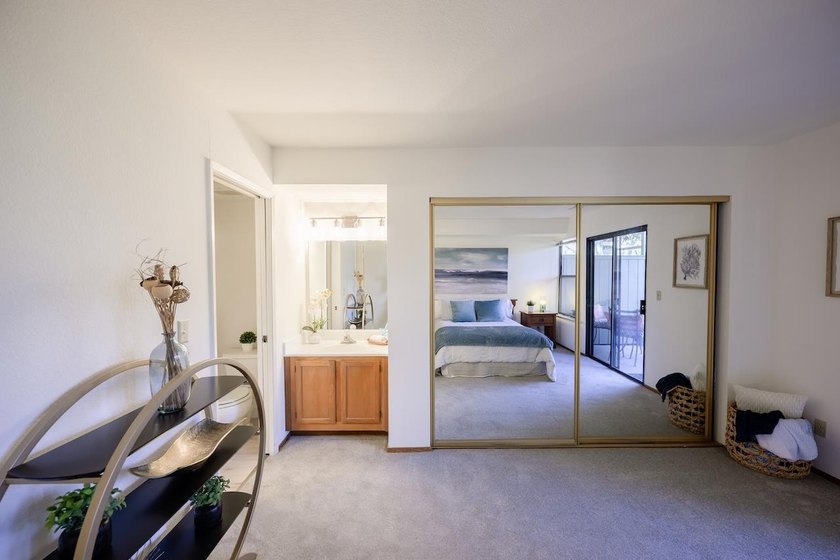 Enjoy the convenient lifestyle of the Hidden Oaks community - photo 42