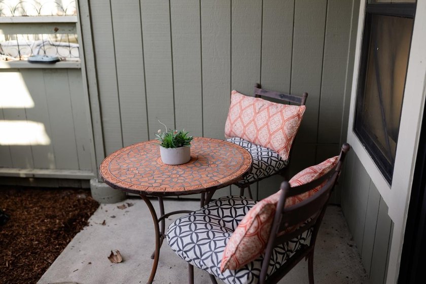 Enjoy the convenient lifestyle of the Hidden Oaks community - photo 46