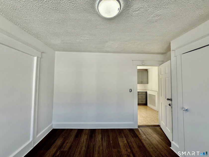 Rental Income $3,600 + $2,600. Cap Rate 7%+. Spacious Stamford 2 - photo 6
