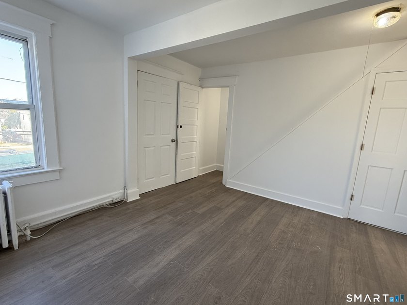 Rental Income $3,600 + $2,600. Cap Rate 7%+. Spacious Stamford 2 - photo 8