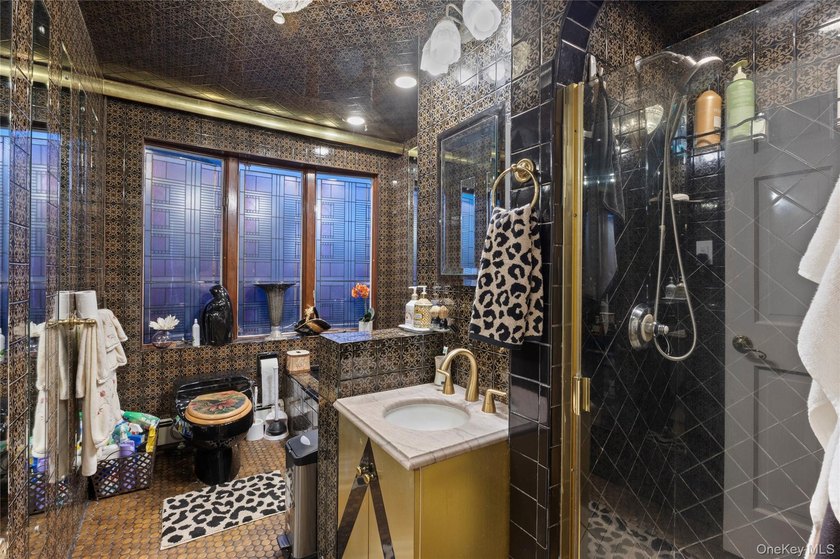 Welcome To This Magnificent &amp; Historic Gable Home, Rich In - photo 27