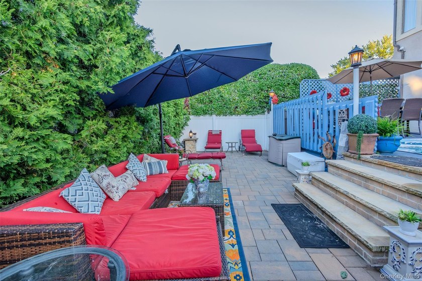 Welcome To This Magnificent &amp; Historic Gable Home, Rich In - photo 38