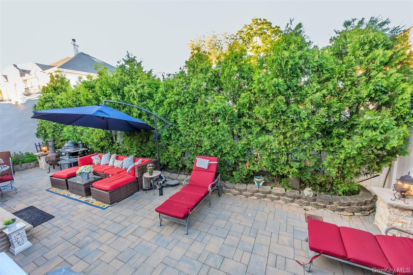 Welcome To This Magnificent &amp; Historic Gable Home, Rich In - photo 42