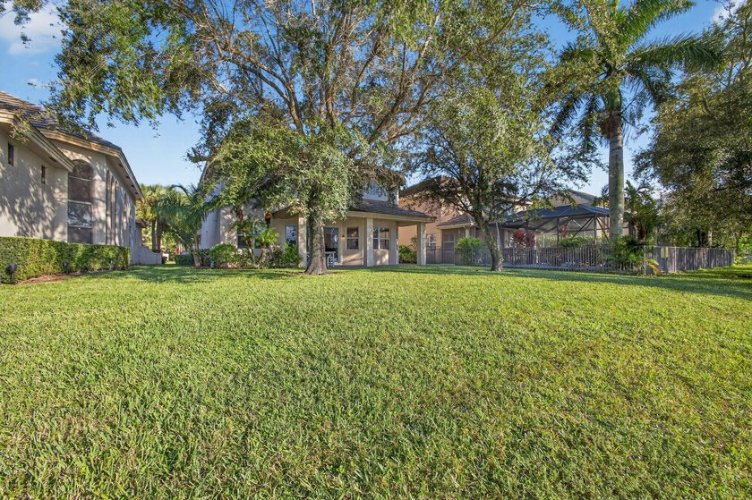 Discover Tranquility &amp; Comfort in this Beautifully Designed 5 - photo 49