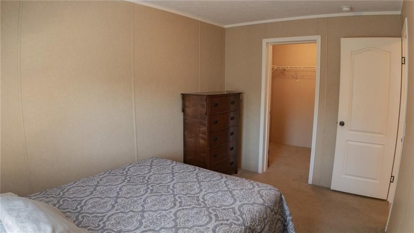 This charming 1,350 sq ft manufactured home sits on a permanent - photo 24