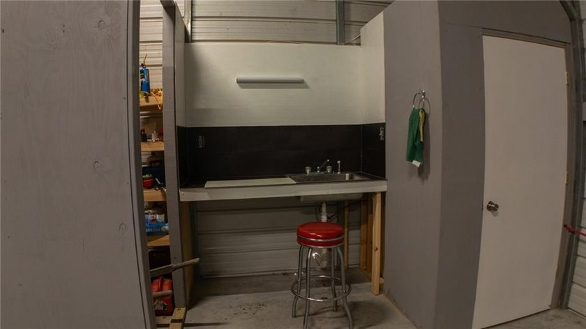 This charming 1,350 sq ft manufactured home sits on a permanent - photo 30