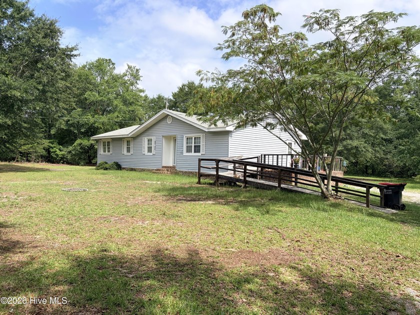 Investment Opportunity with Great Potential! This home has good - photo 18