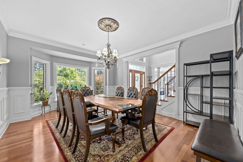 Welcome to this exceptional all-brick residence, ideally - photo 12