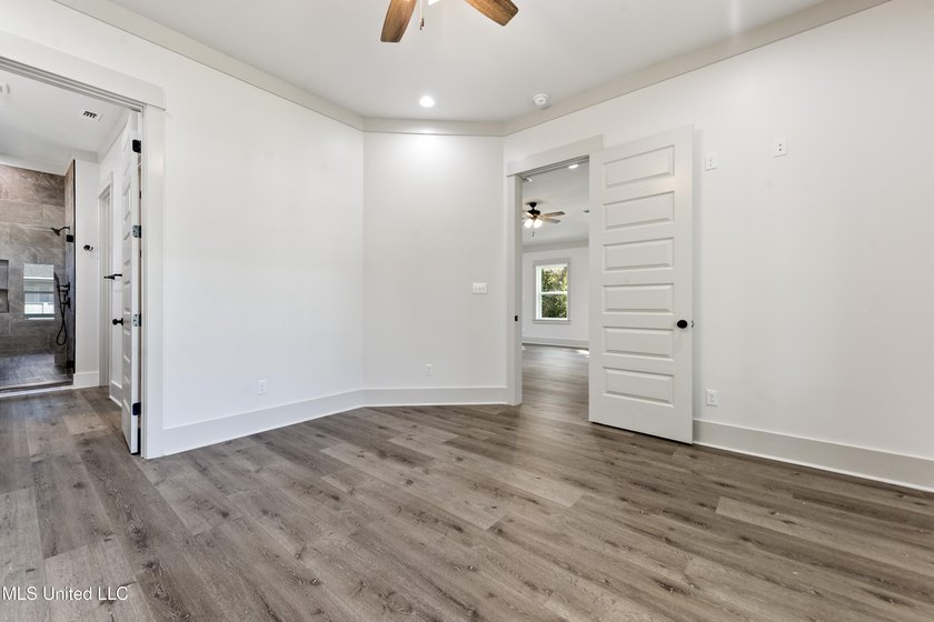 Looking for a home close to the Beach, well this is it, you can - photo 14