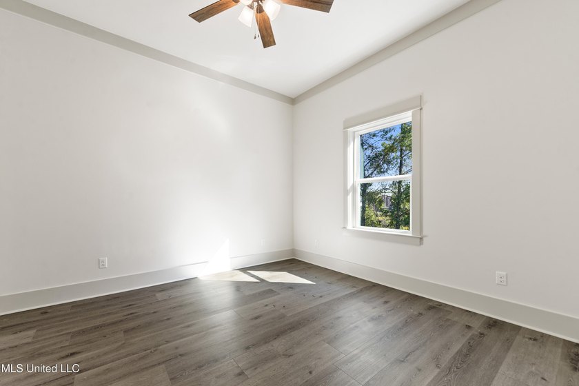 Looking for a home close to the Beach, well this is it, you can - photo 18