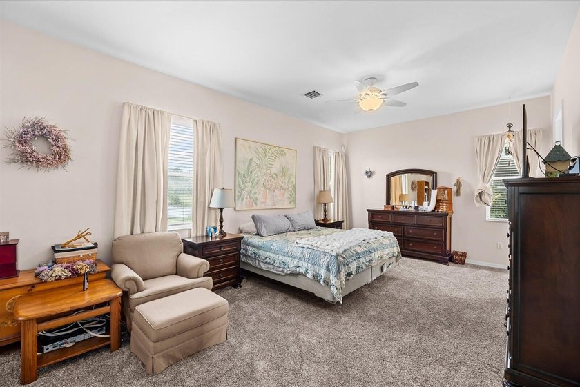 Lakefront living, extra space, and everyday convenience in Lake - photo 20