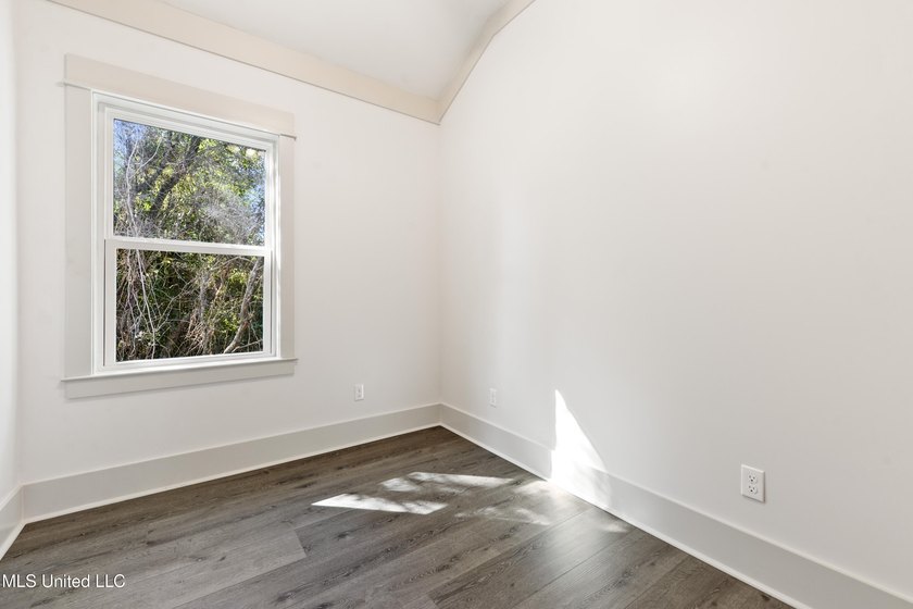 Looking for a home close to the Beach, well this is it, you can - photo 23